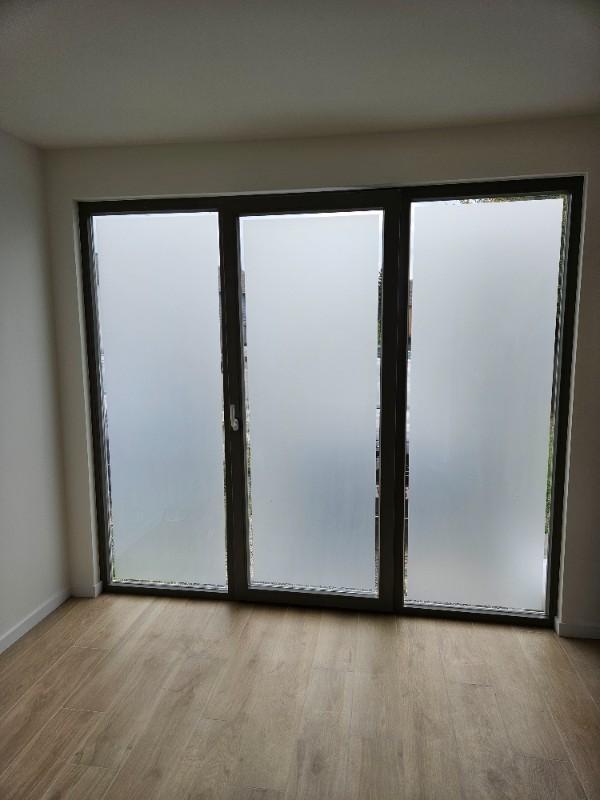 vue du nouveau châssis du bureau