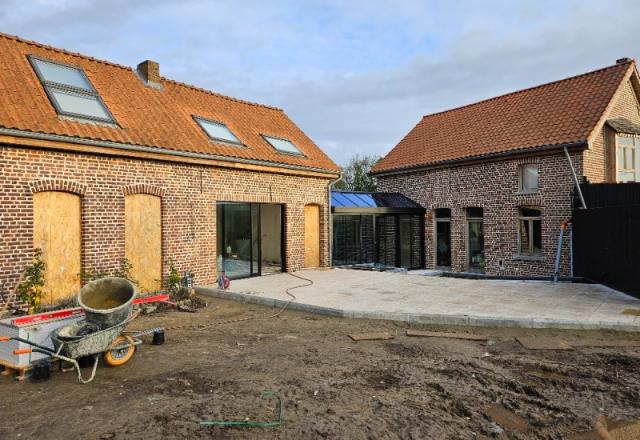 Projet de transformation et d'extension : chantier en cours à Rebecq - étape 2 